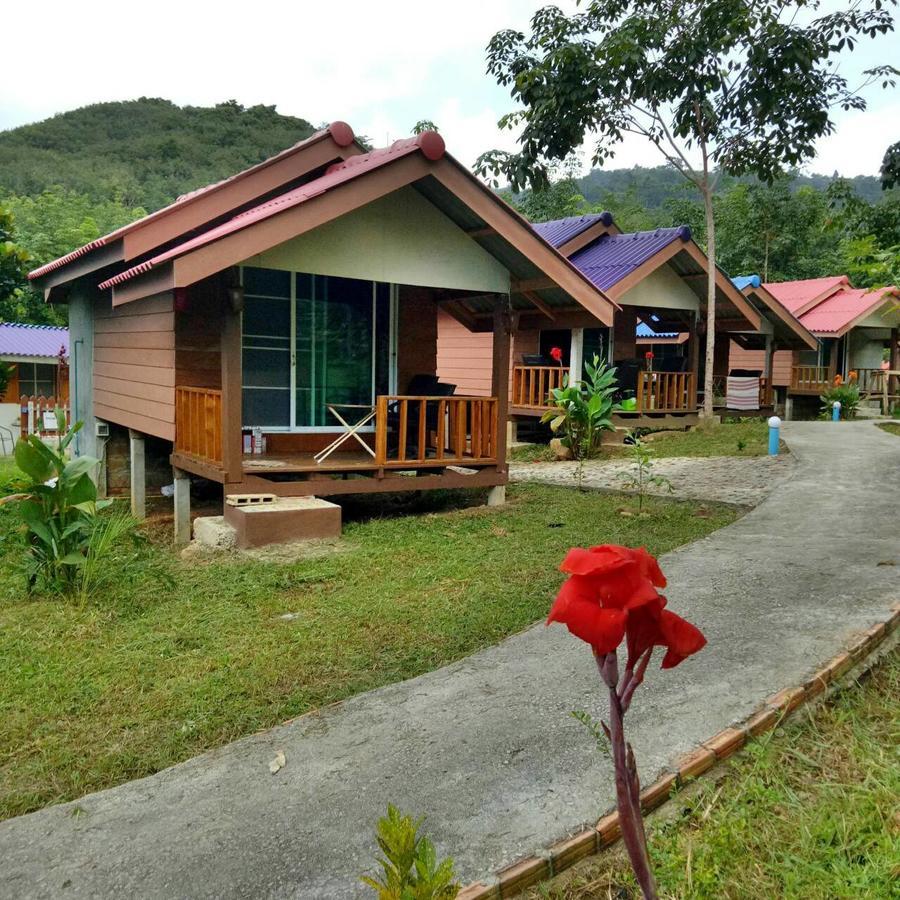 Phusam Big Resort Ko Muk Extérieur photo